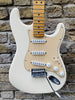 Fender Mexican Standard Stratocaster 2012 Arctic White Gold Guard Pre Owned