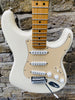 Fender Mexican Standard Stratocaster 2012 Arctic White Gold Guard Pre Owned
